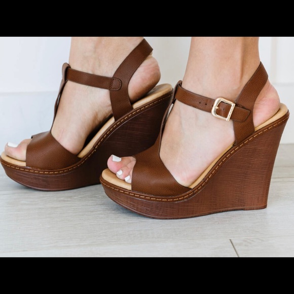 Shoes - Wood Wedges
